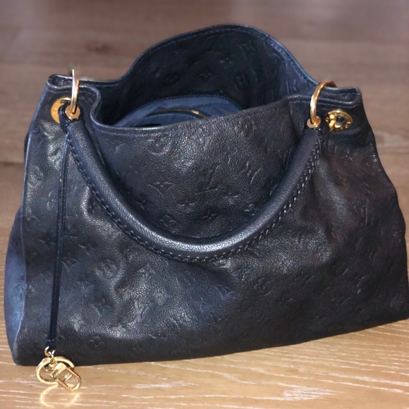 Louis Vuitton Handbags - Louis Vuitton Navy Blue Empreinte Artsy Handbag